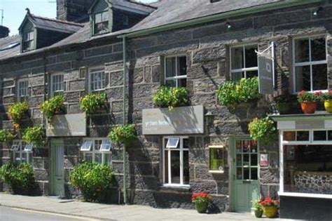 guest houses in porthmadog.